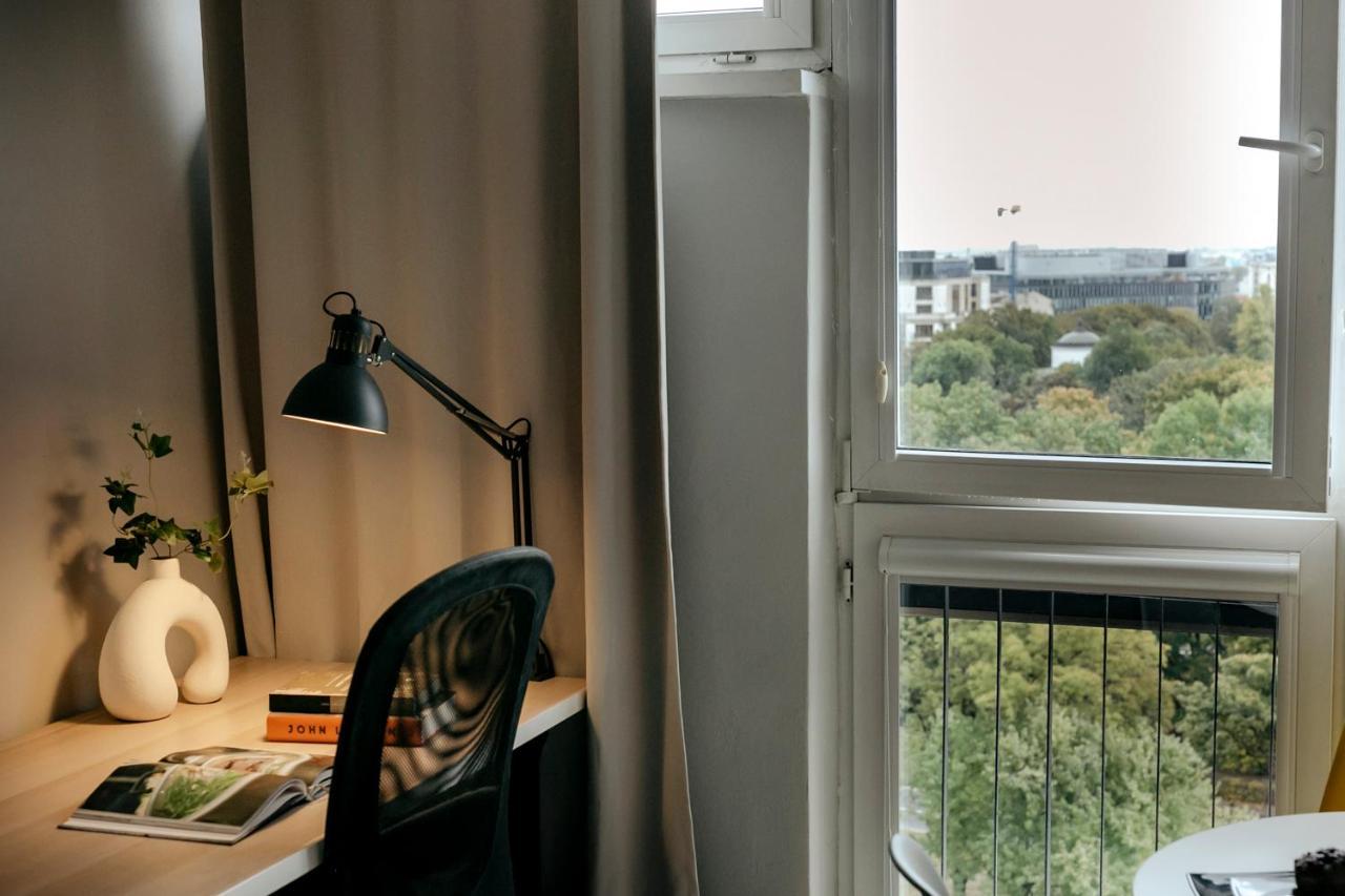 Przechodnia 2 Yellow: Free Parking, Work-friendly, Smart Tv * Warsaw